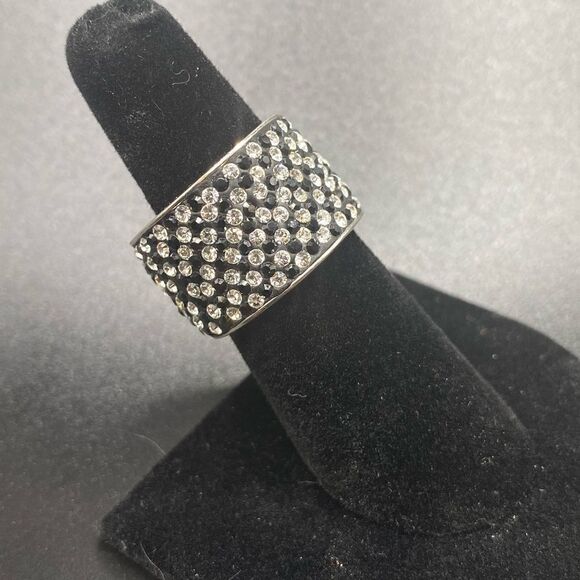 Stunning Black & white rhinestone cigar band 925 Sterling Silver size 7 - Picture 3 of 9